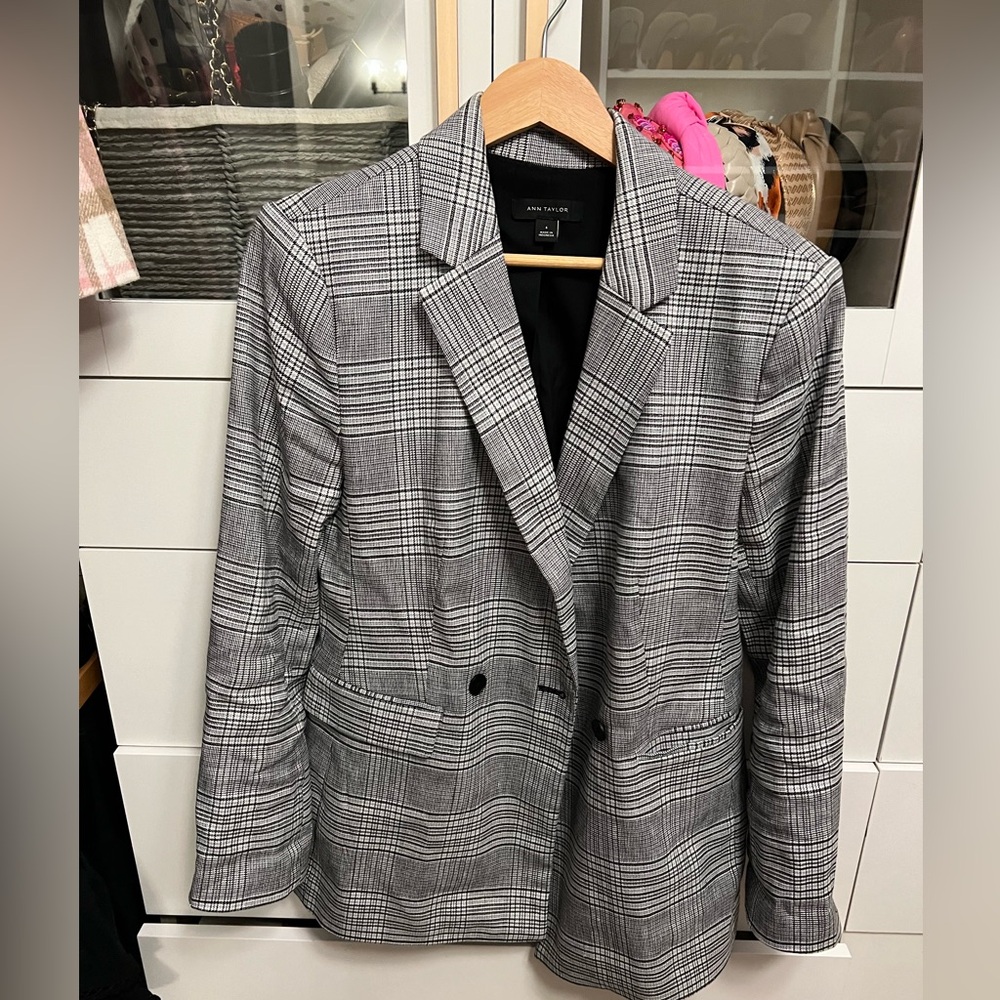 Ann Taylor Women's Gray Plaid Blazer and Dress 6